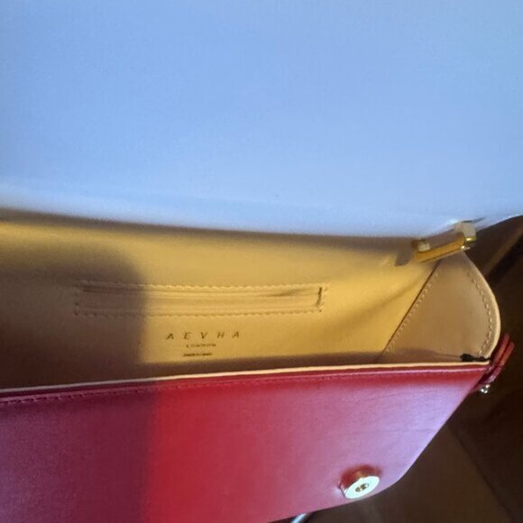 Aevha London leather shoulder bag red - Picture 10 of 11
